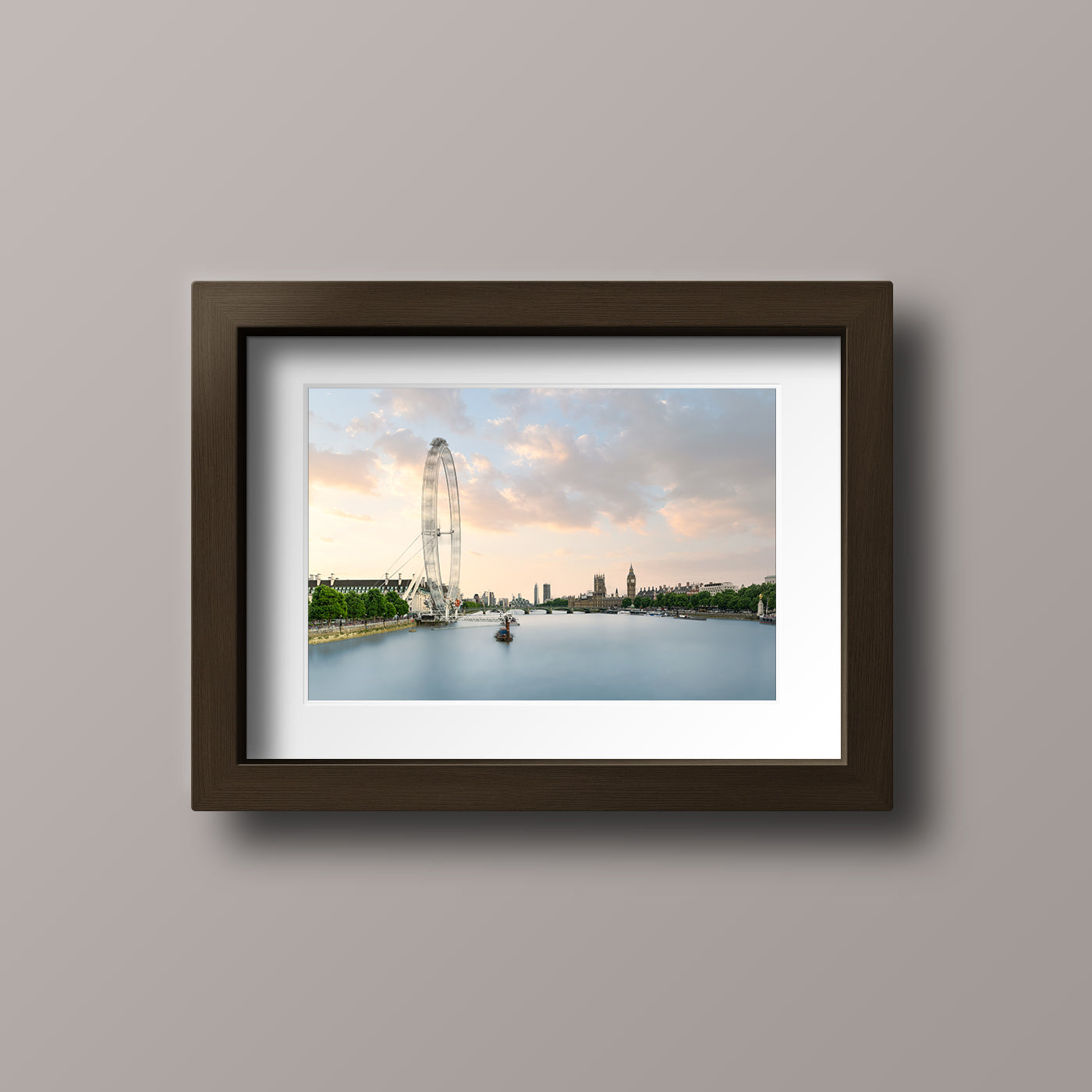 Stillness on the Thames